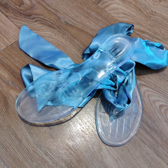 Flip Flops - Picture 2 of 5